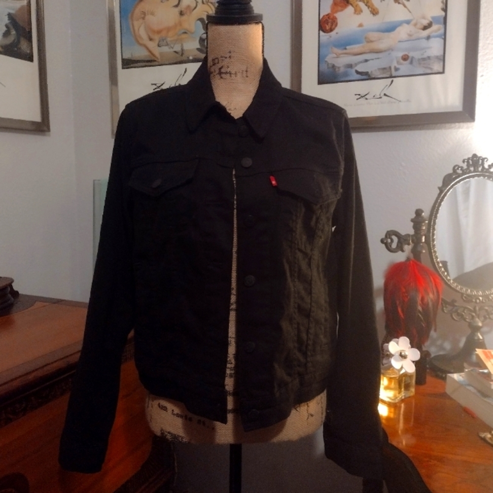 Women's Size Lrg Levi Jacket Black